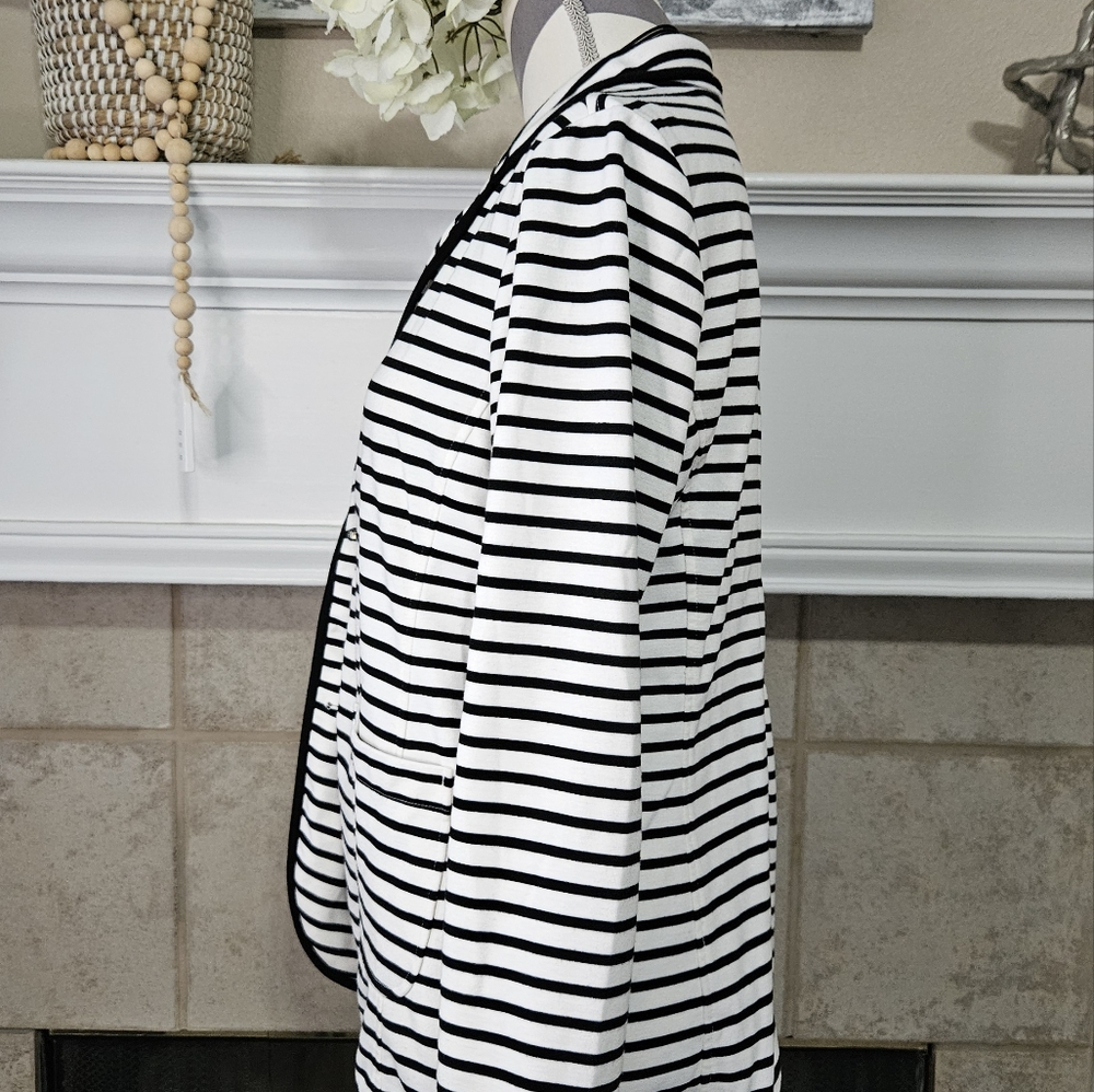 Women's Investments Striped Blazer Size 14 - Picture 3 of 6